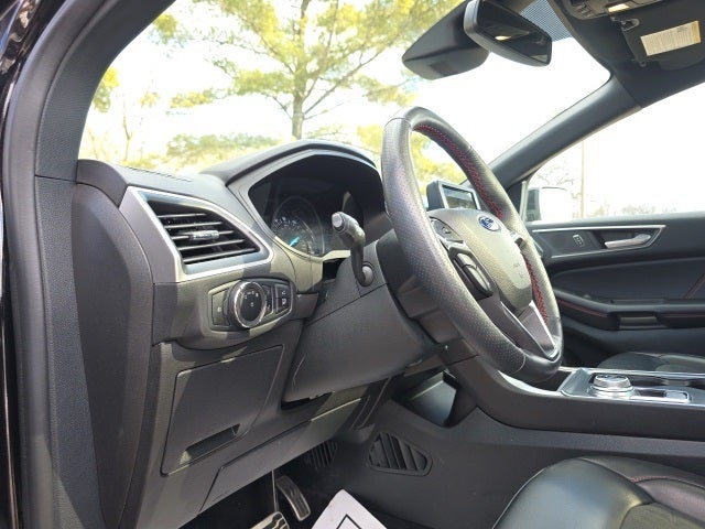 2023 Ford Edge ST Line