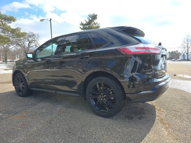 2023 Ford Edge ST Line