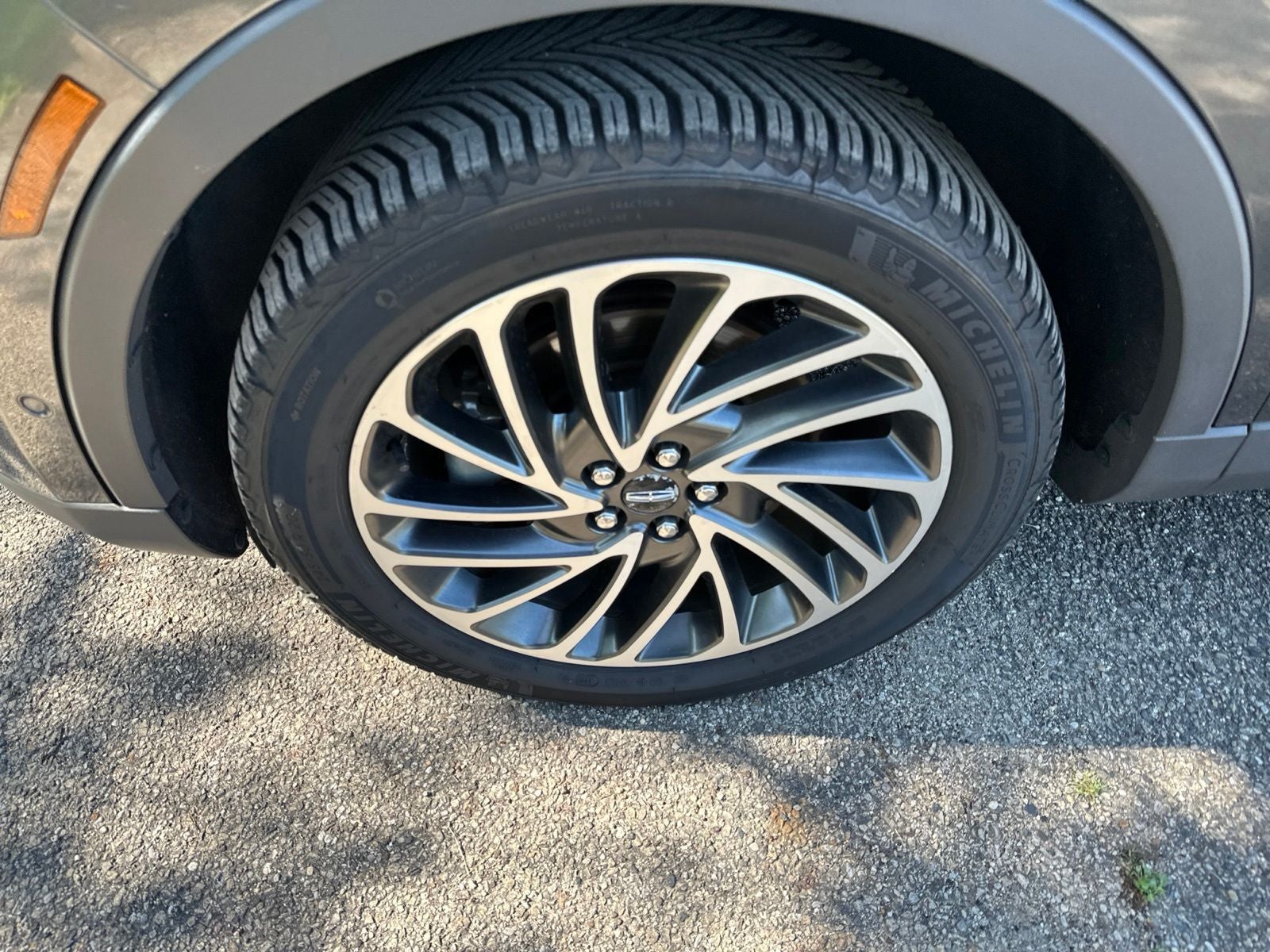 2020 Lincoln Nautilus Reserve