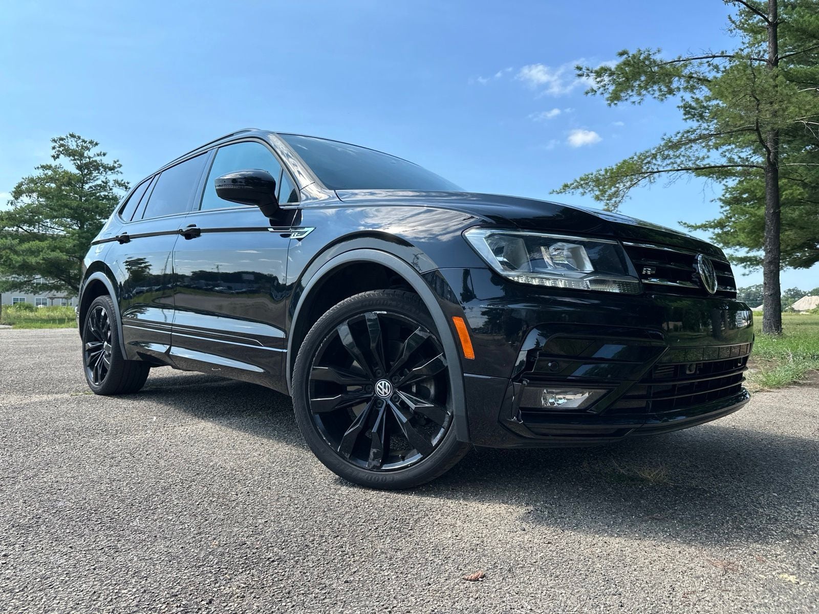 2021 Volkswagen Tiguan 2.0T SE R-Line Black