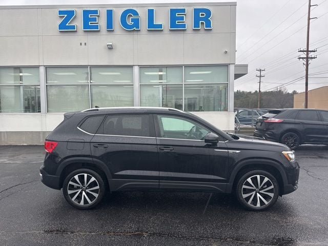 2024 Volkswagen Taos 1.5T SE
