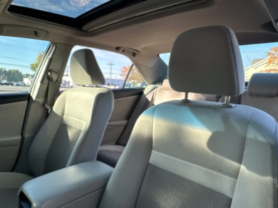 2013 Toyota Camry Hybrid XLE