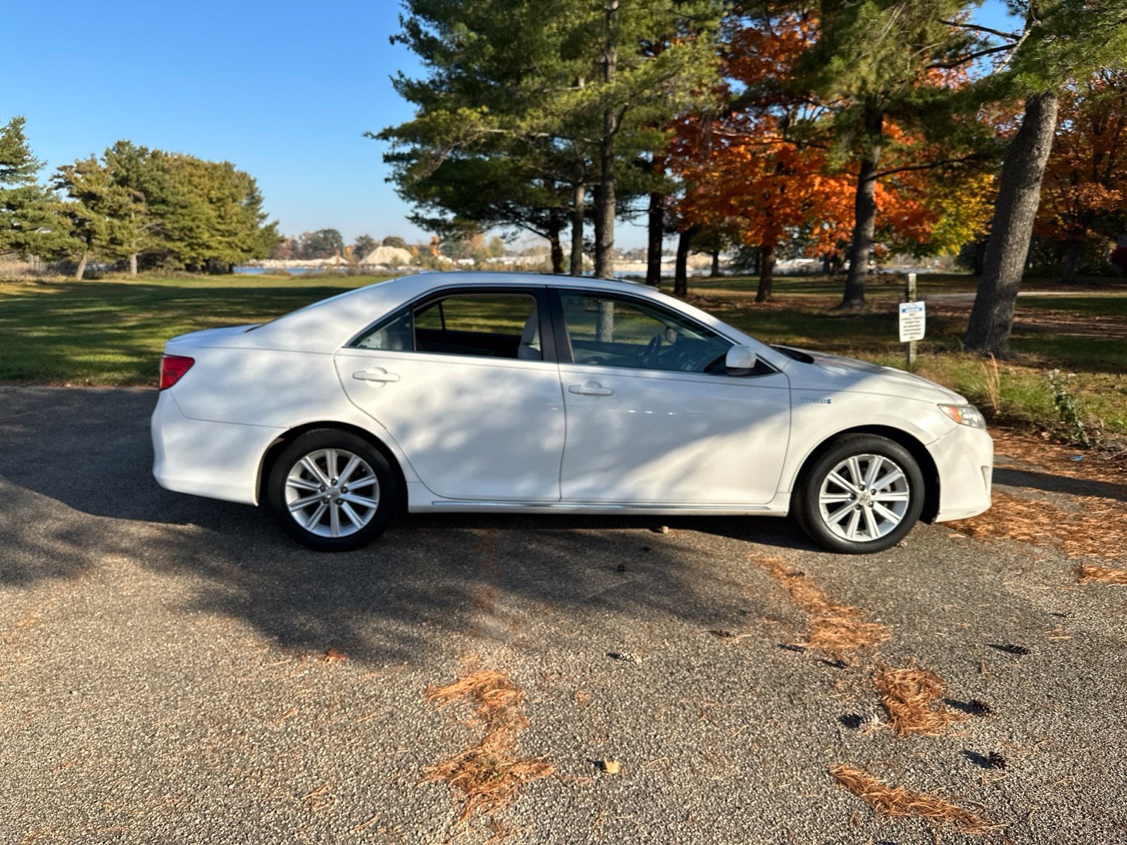 2013 Toyota Camry Hybrid XLE