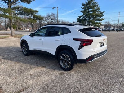 2025 Chevrolet Trax LT