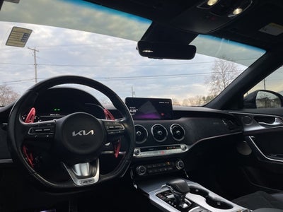 2023 Kia Stinger GT2