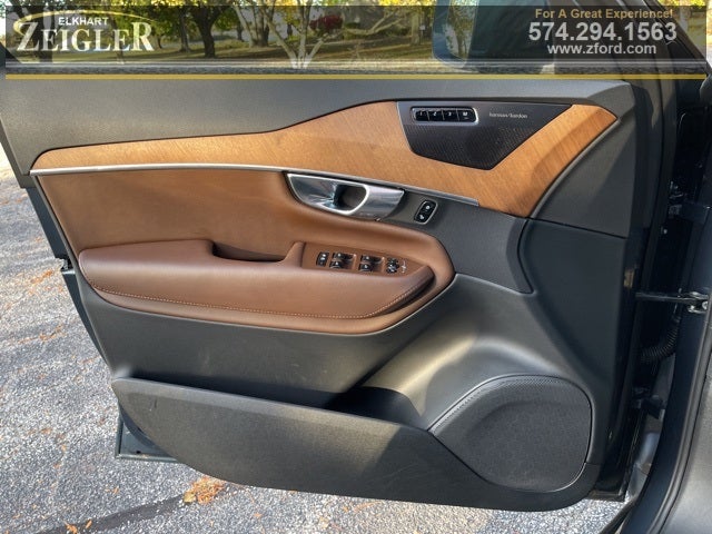 2023 Volvo XC90 B6 Plus 7-Seater